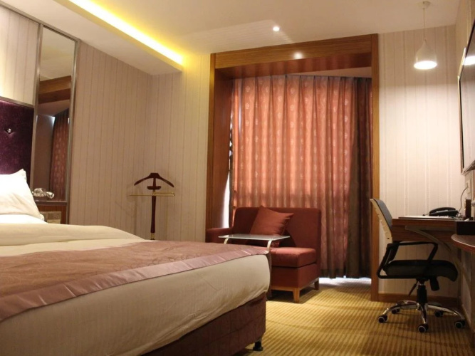 Garden Hotel