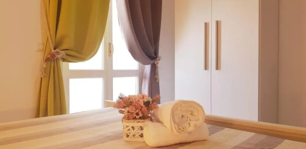 Green King Room With sea View Balcony