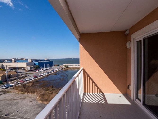 Makai 604 (bay View)