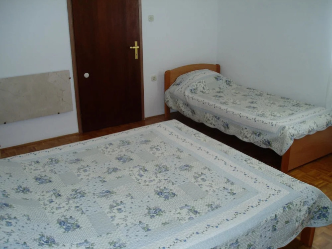 Apartments Biondić