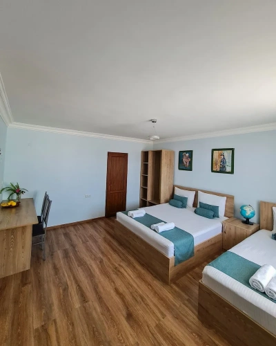 Standard Triple Family room