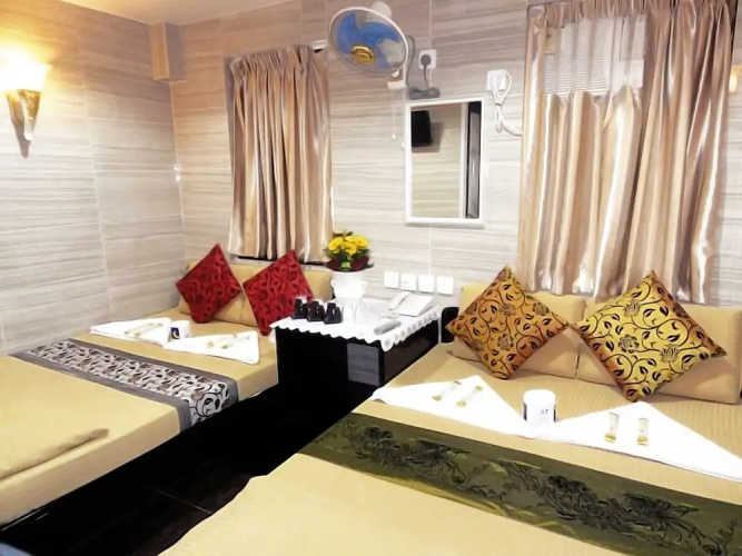 Days Hotel HK - Hostel
