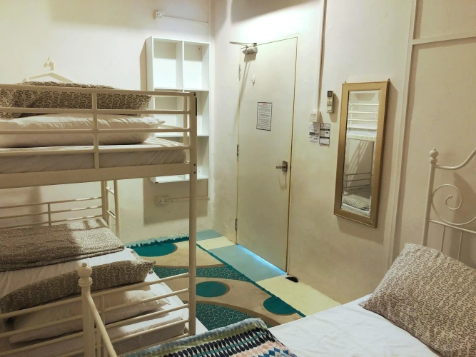 Standard Triple room