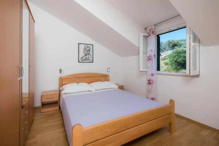 1 Bedroom Apartment with balcony and with sea view