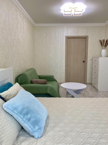 Фотография номера квартиры Compass (Компасс) на улице Александра Протозанова