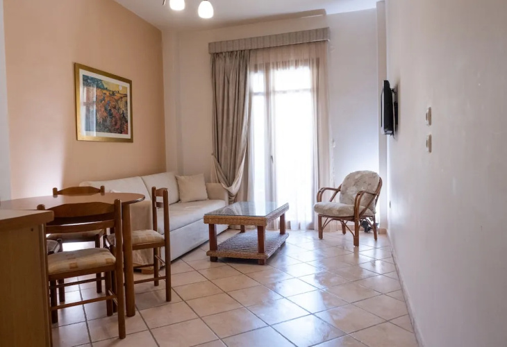 Paralio Hotel