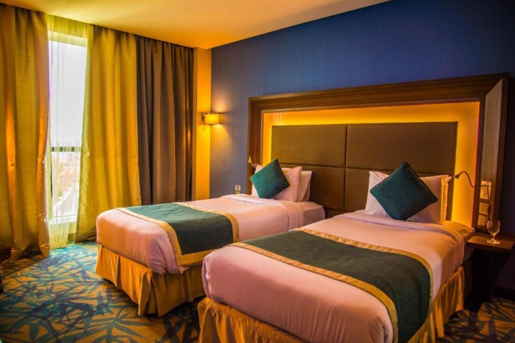 2 Bedrooms Superior Double Suite with sea view or city view