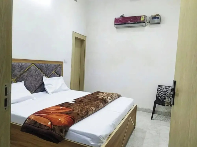 Hotel Meera residency Mathura