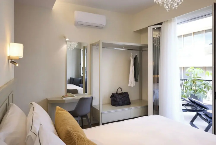 AthenSun Luxury Suites