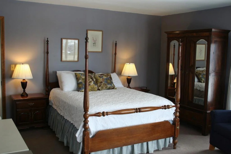 The Wildflower Inn