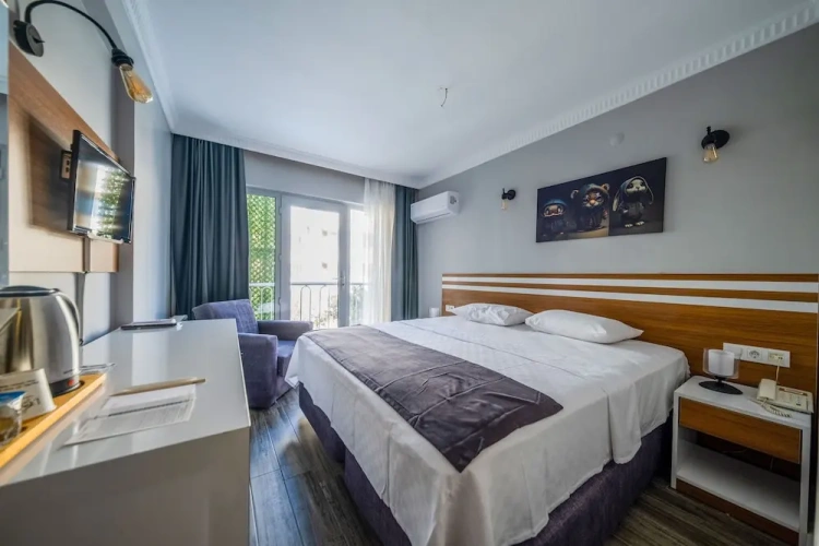 Economy room