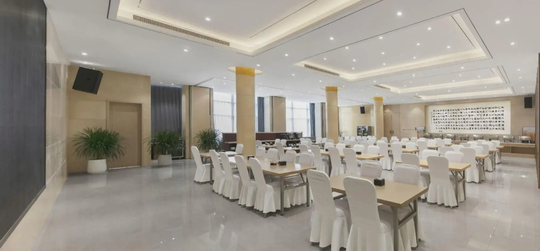 Longxiang Hotel