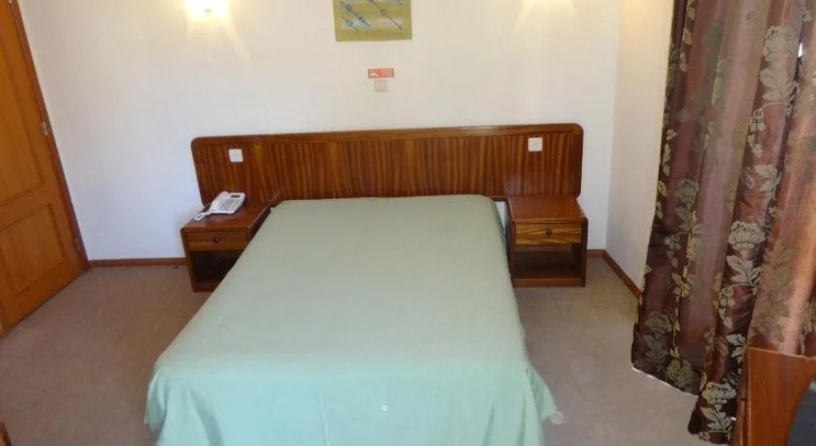 Hotel Bonjardim