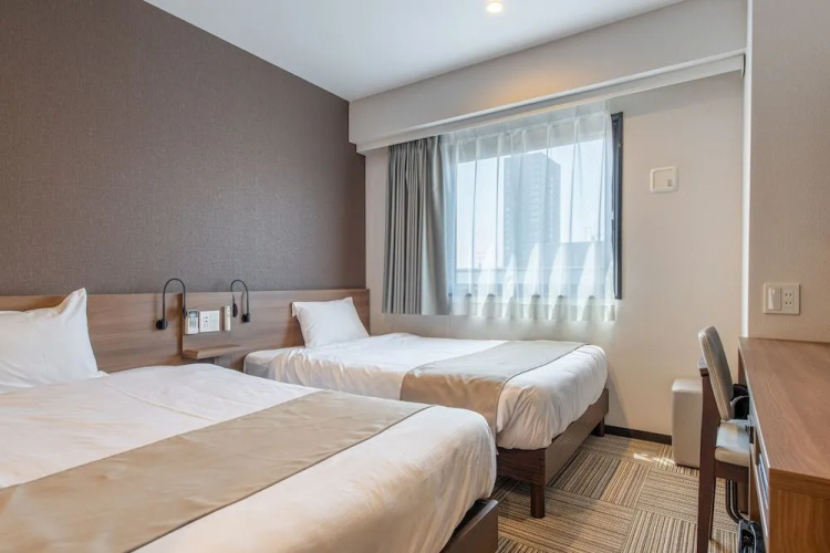 Hotel Sanrriott osakahommachi