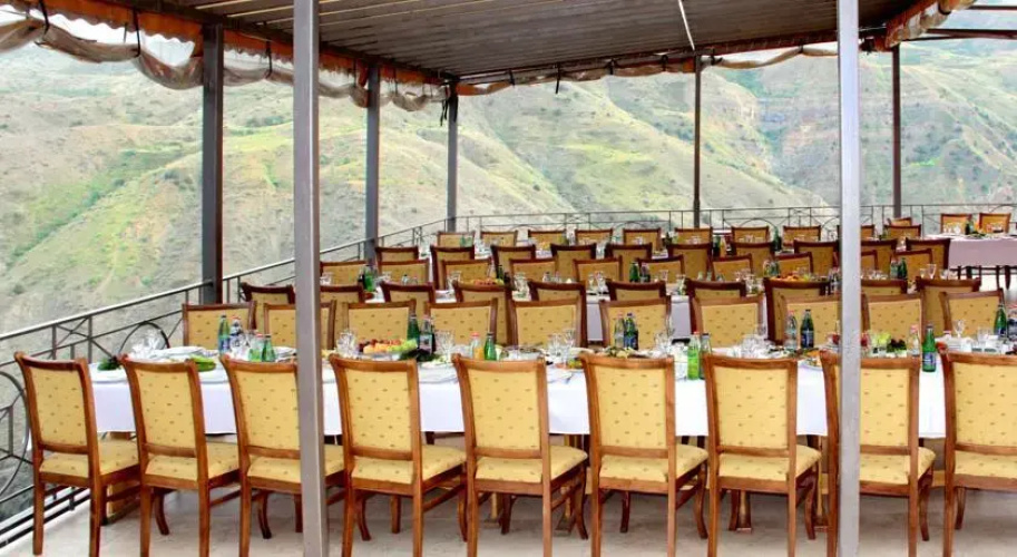 Garni Toun Hotel