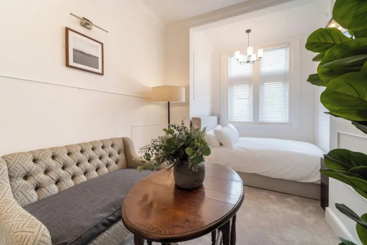 2 The Quadrant Luxury Apartments Hoylake