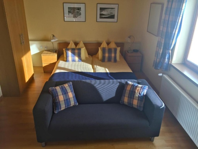 1 Bedroom Apartment