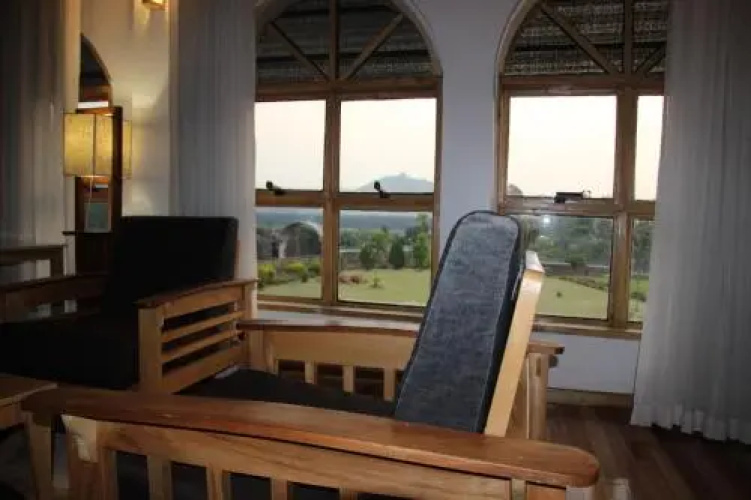 Ikoro Hotel