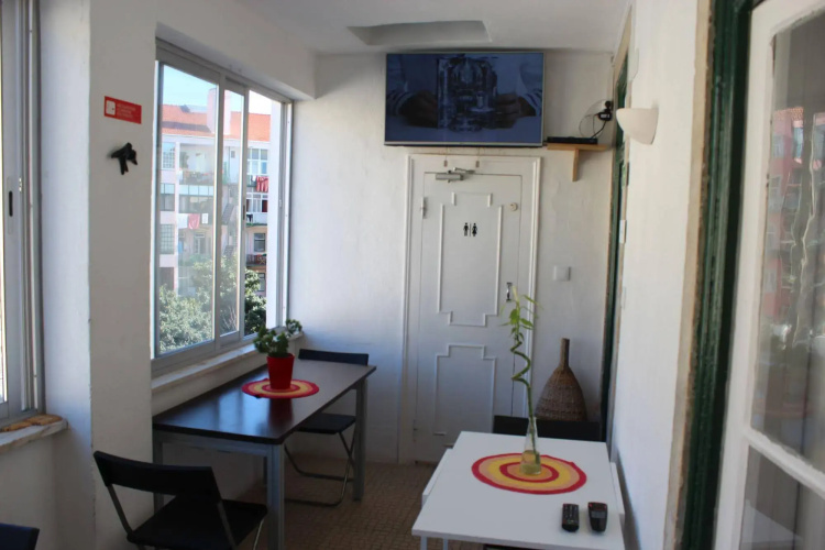 Hostel Seven Hills