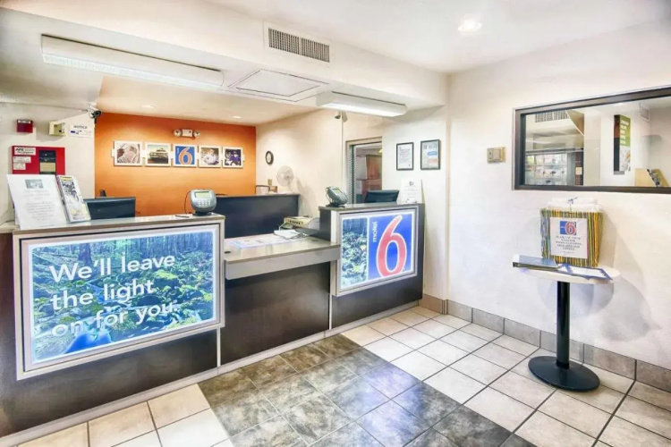 Motel 6 Mammoth Lakes, CA