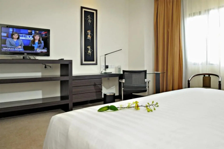 Sintesa Peninsula Hotel PalembangOver view