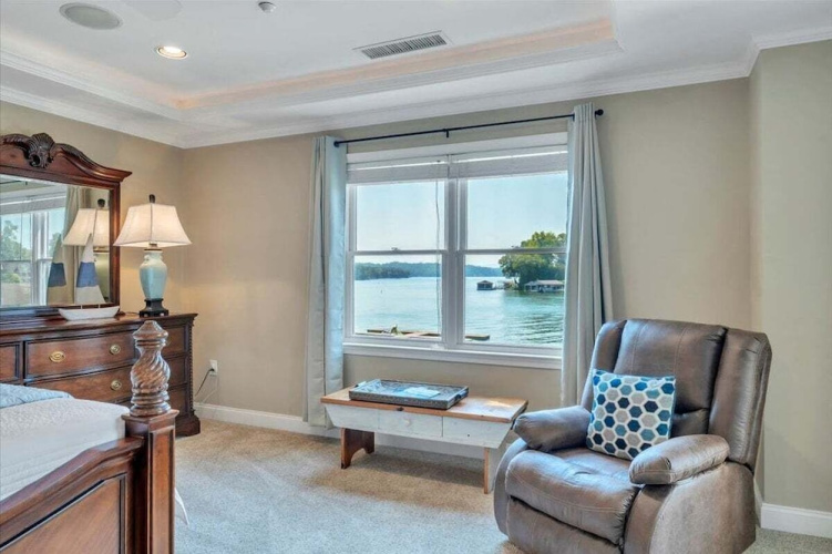 Lake Stardust - Condo With Pool ! Pet Friendly