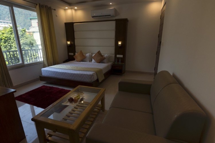 Premium room