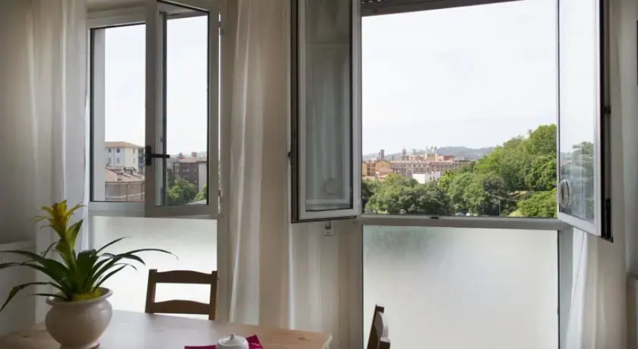 Masini B Halldis Apartment