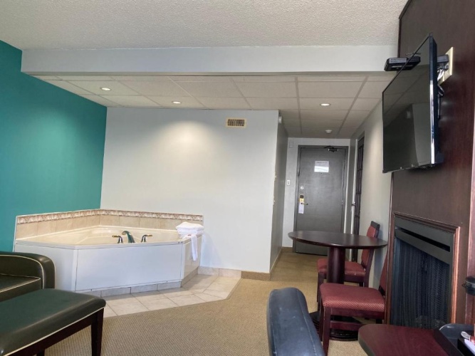 2 Bedrooms Double Suite