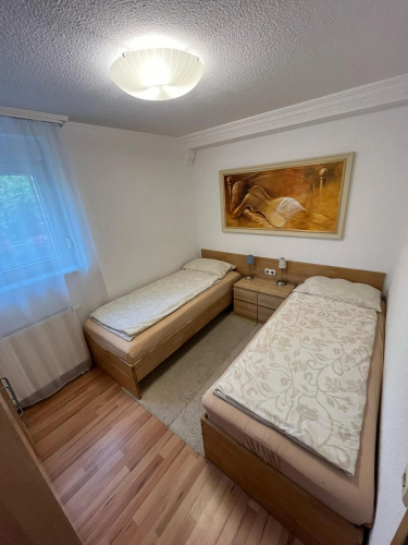 Ruhige geräumige Wohnung