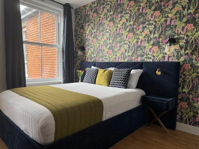 2 Bedrooms Standard Family room