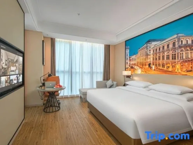 Standard Double room with view