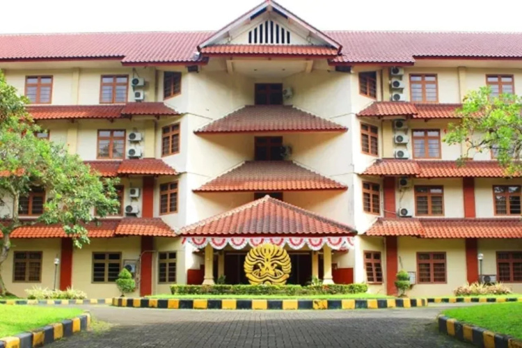 Wisma Makara Suite