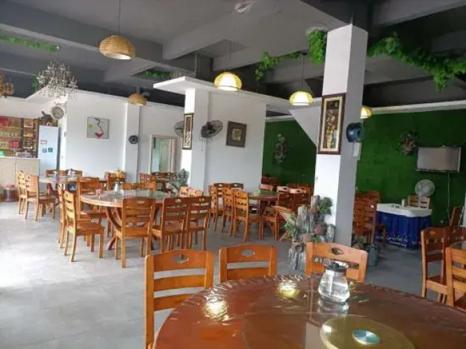 Ziqi Donglai Restaurant