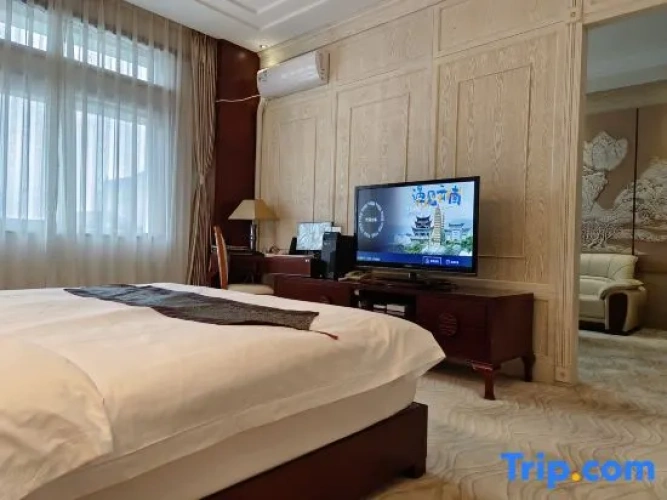 2 Bedrooms Suite