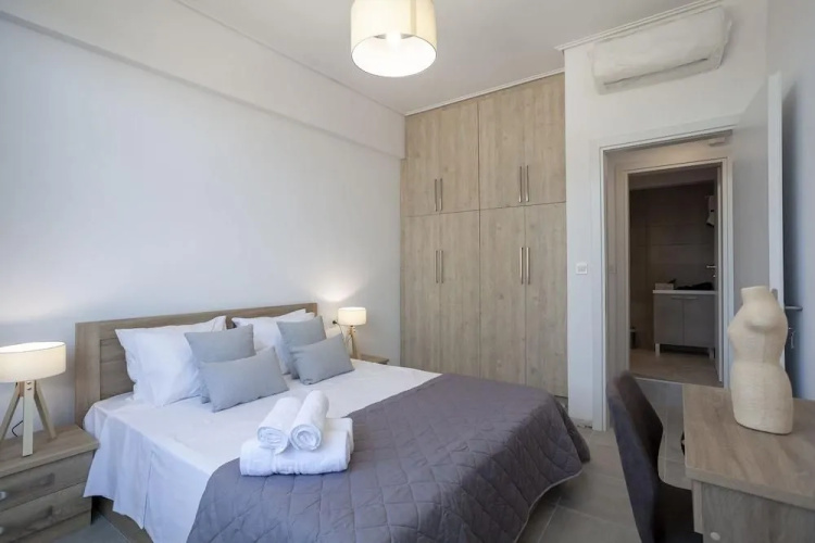 Attalos luxury flat Psyrri square