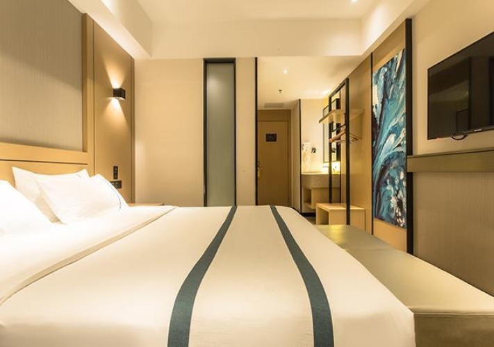 Standard Double room with view