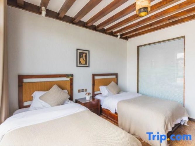 Standard Double room with view