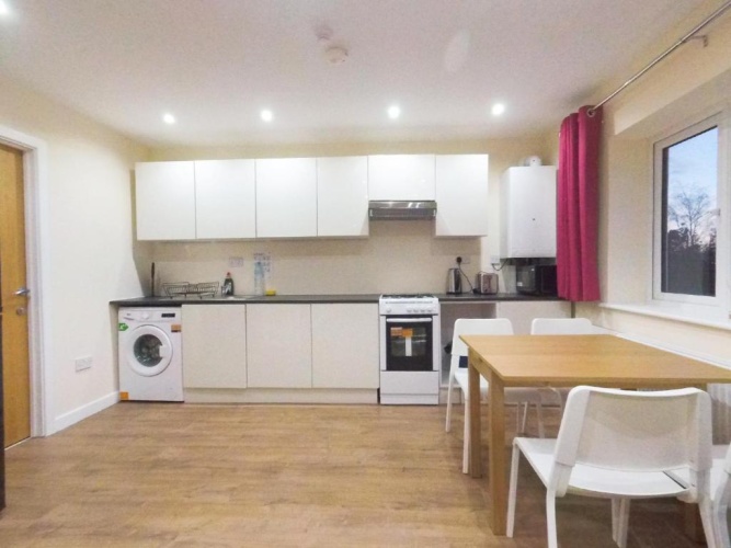 3 Bedrooms Double Apartment