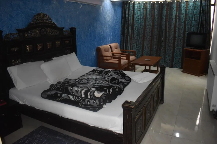 Deluxe Family room