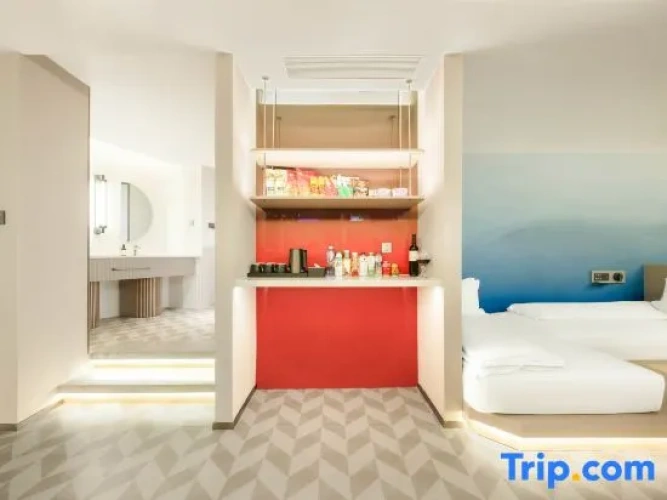Standard Quintuple room with panoramic view