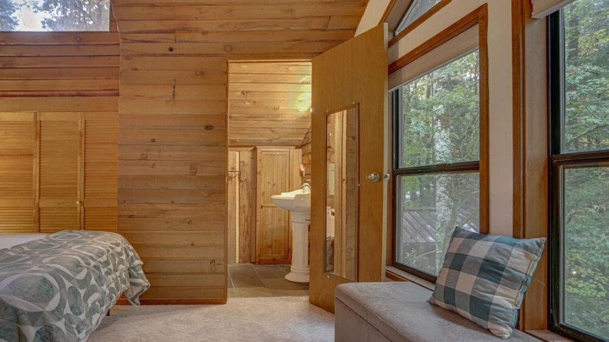 Owlpine Lodge