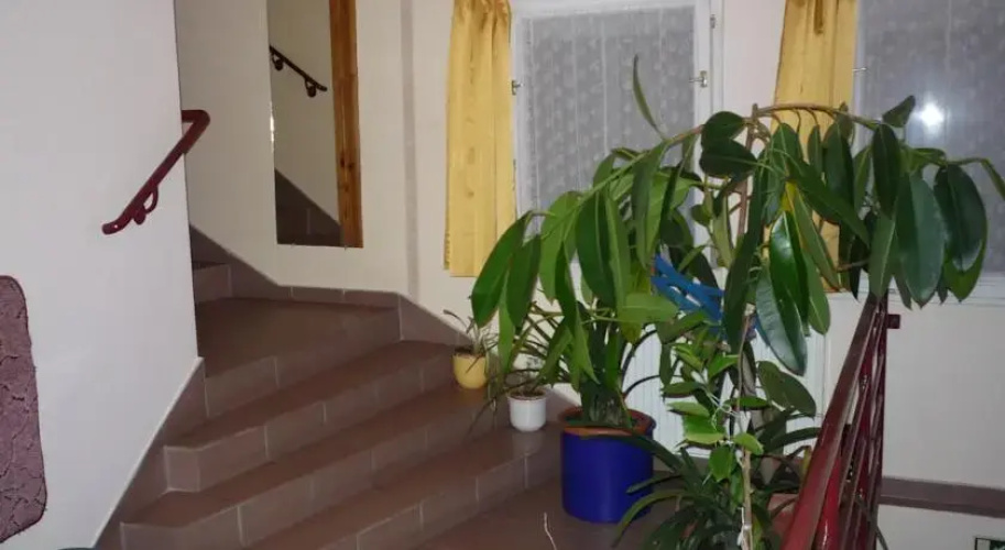 Holdfény Panzió