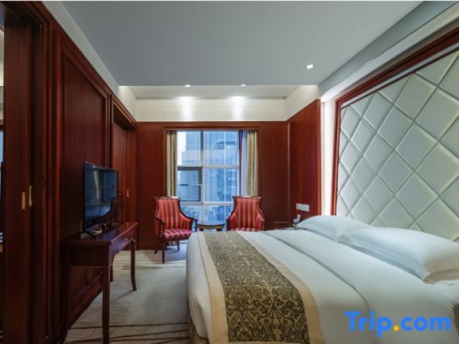 Superior Double Suite with river view