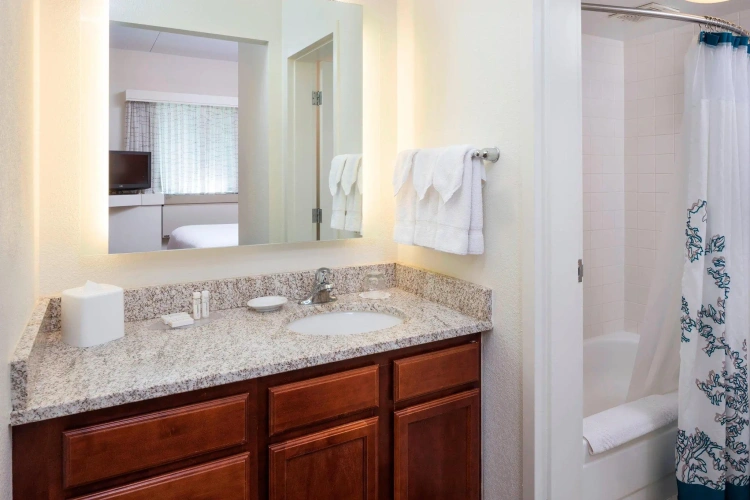 2 Bedrooms Suite