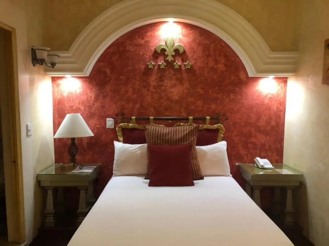 Hotel Elena