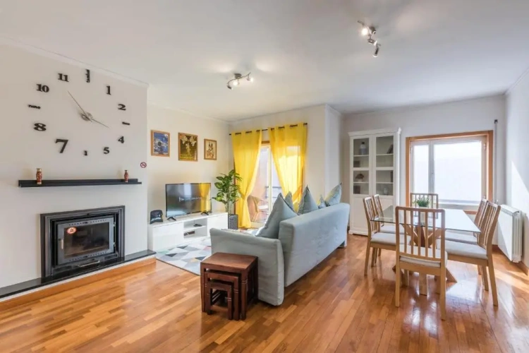 Quadruple Apartment