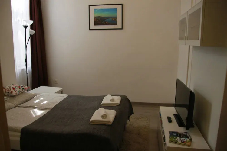 Duna Szecsi Apartmant
