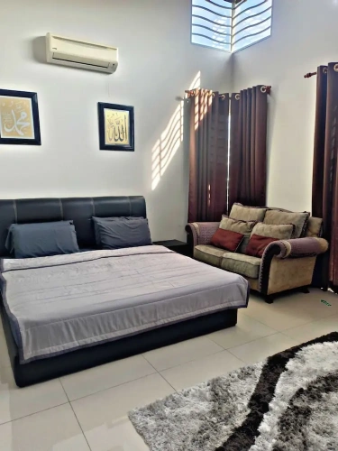4 Bedrooms Family Villa