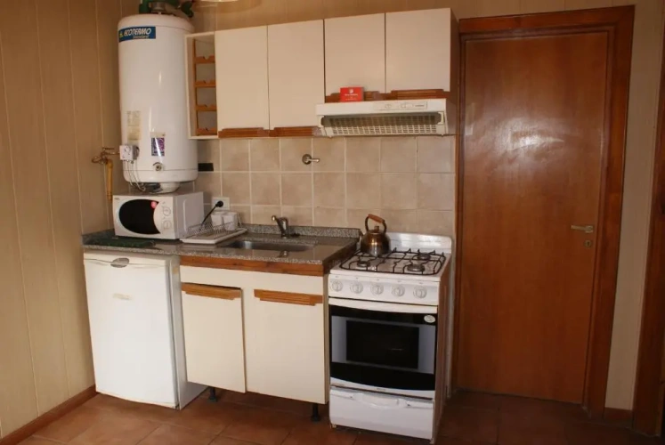 2 Bedrooms Bungalow